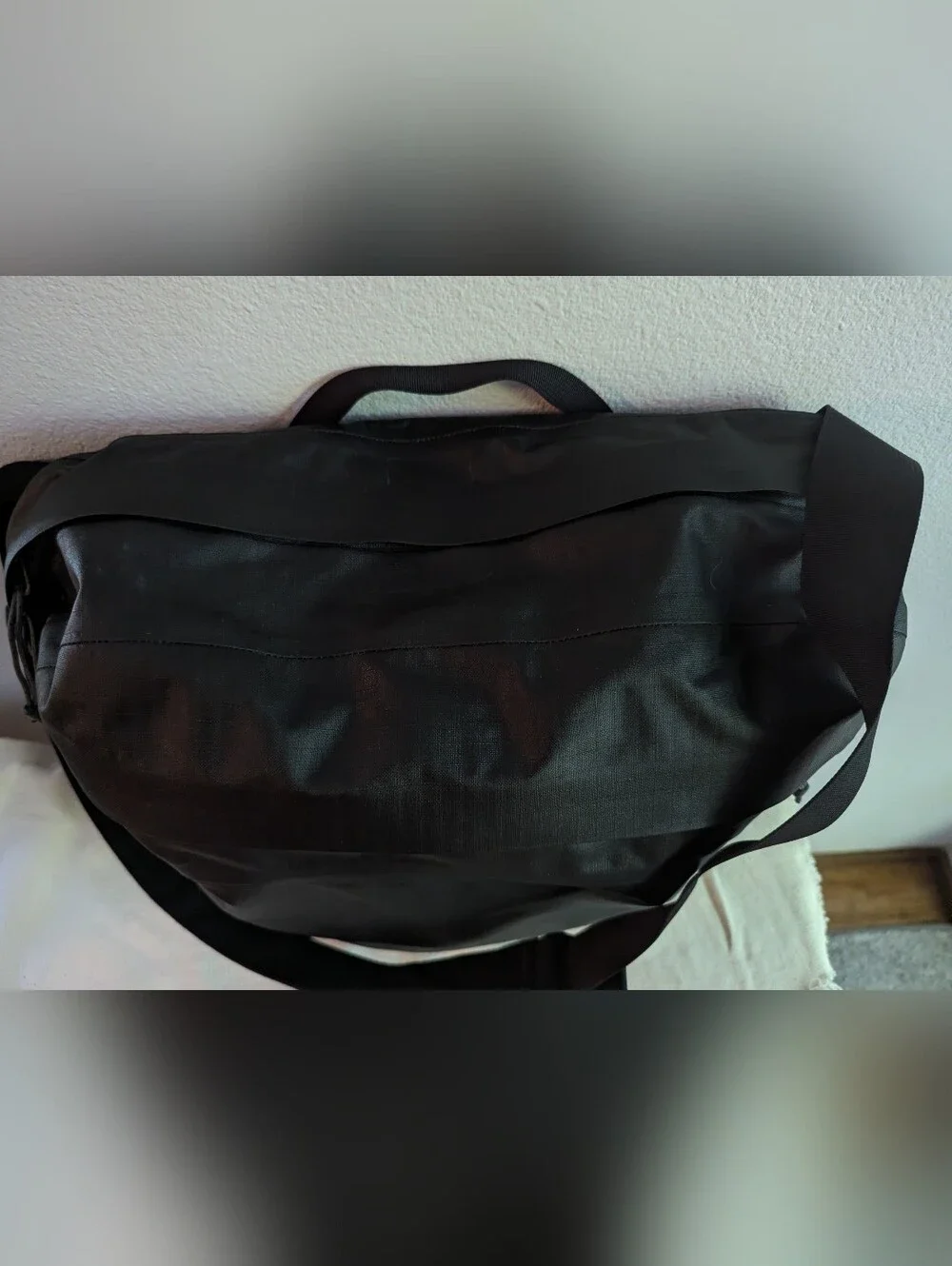 Arc'teryx Lunara 10L Weatherproof Crossbody Shoulder Bag - Rare Discontinued